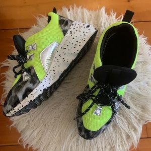 Madden girl sneakers